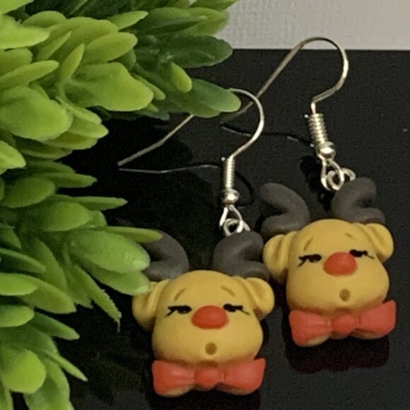 Reindeer Earring, Christmas Earring, Rudolph Earring, Gift Idea, Holiday Earring - Picture 4 of 10